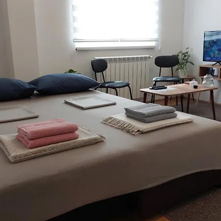 Apartmán Studi-apartman Kestenov Stan